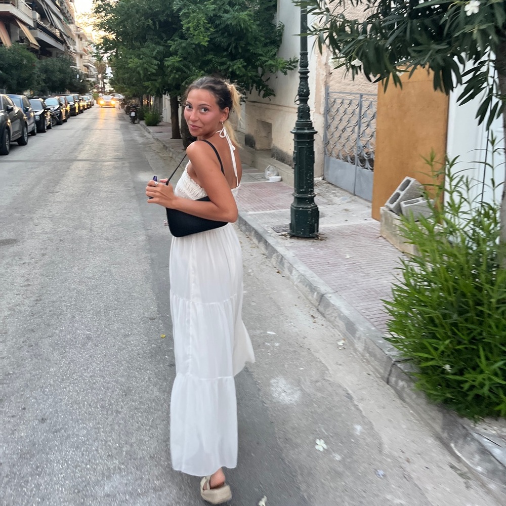 Meet your Posher, Mia